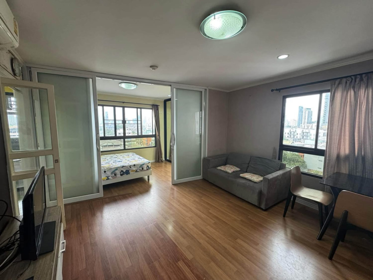 For Sale Condo , LUMPINI PLACE NARATHIWAT 24 , corner unit , wide frontage , newly renovated , BTS-Chong Nonsi , Chong Nonsi , Yannawa , Bangkok , CX-176841