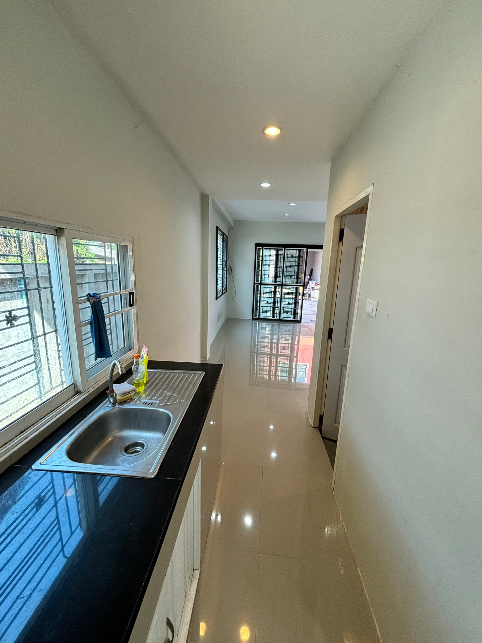 #ให้เช่าบ้าน​ 2ชั้น​ 2ห้องนอน​ ราคาเพียง 10,000 บ-.เดือน​    ซ.เสรีไทย​83​  #ใกล้แฟชั่น #ใกล้รถไฟฟ้าสีชมพู​10นาที  #เลี้ยงสัตว์ได้​ #petfriendly – รูปที่ 4