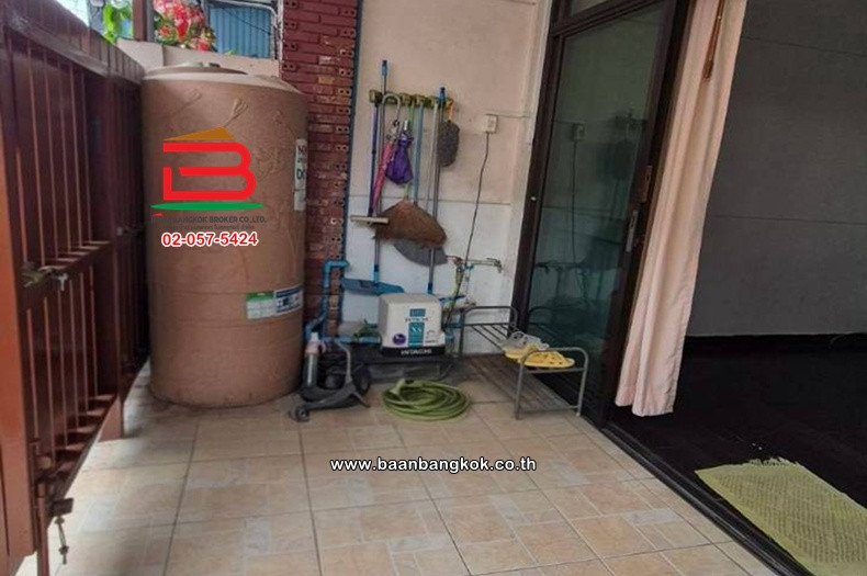 ทาวน์เฮาส์ 2 ชั้น เนื้อที่ 16 ตร.ว. หมู่บ้านฉัตรแก้ว ถนนแฮปปี้แลนด์ แขวงคลองจั่น บางกะปิ – รูปที่ 3