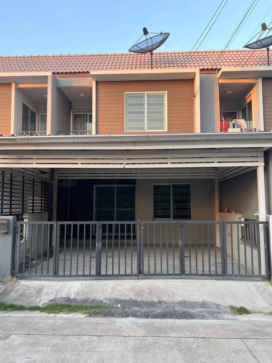 (รหัส ME279) ให้เช่าบ้าน โครงการ The Colors Leisure Bangna KM.8 : เดอะ คัลเลอร์ส เลชเชอร์ บางนา กม.8