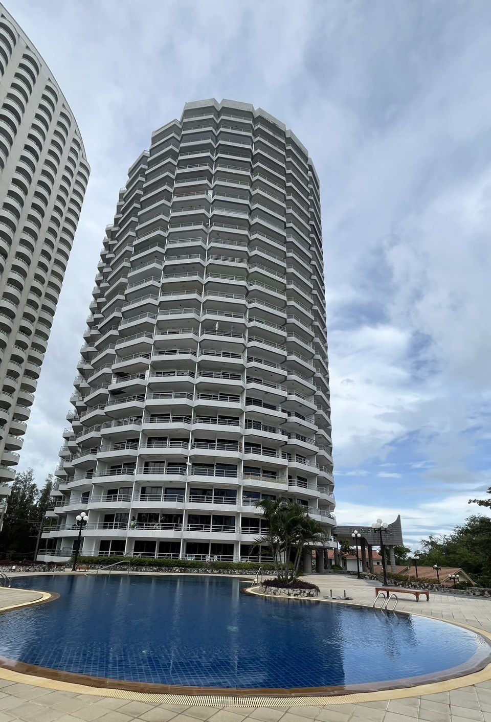 🌊 THE ROYAL RAYONG | เดอะ รอยัล ระยอง คอนโดวิวทะเล ใกล้หาดแม่รำพึง ราคาพิเศษต่ำกว่าตลาด  – รูปที่ 2