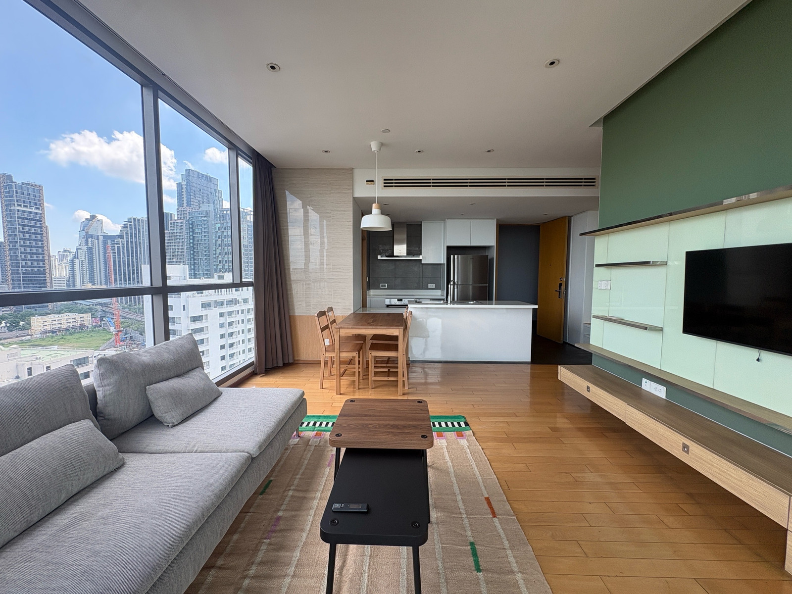🔥 ห้ามพลาด! Pet Friendly ราคาดีที่สุดในตึก Aequa Sukhumvit 49 2 Bed 2 Bath 92 sqm 80,000 ติดต่อ 0968623850 🐱🐶 – รูปที่ 2