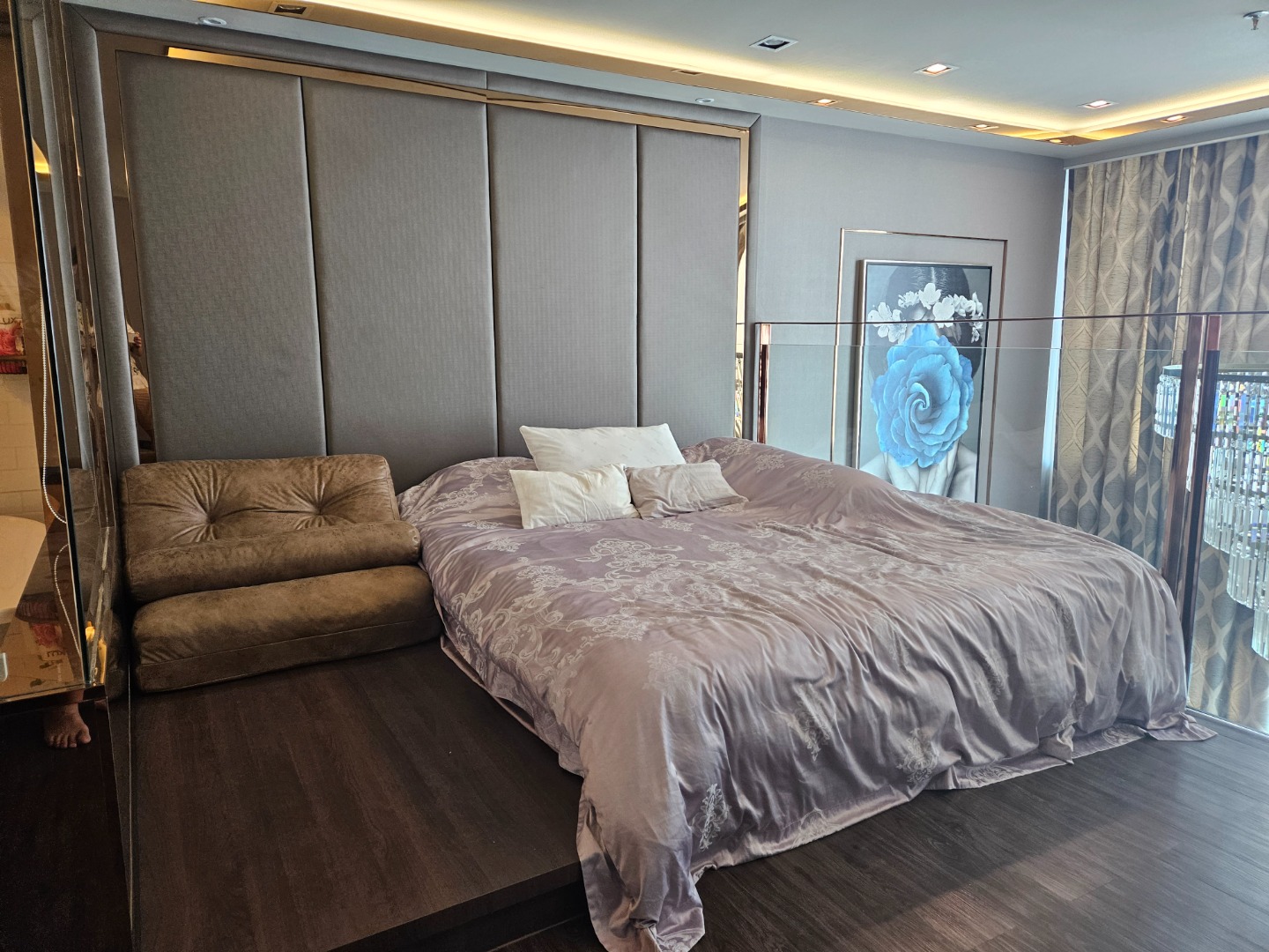Duplex ชั้น 38 วิวสวย | 65 ตร.ม. 1 ห้องนอน 2 ห้องน้ำ | ขาย 8.5 ล้าน หรือเช่า 45,000 บาท/เดือน