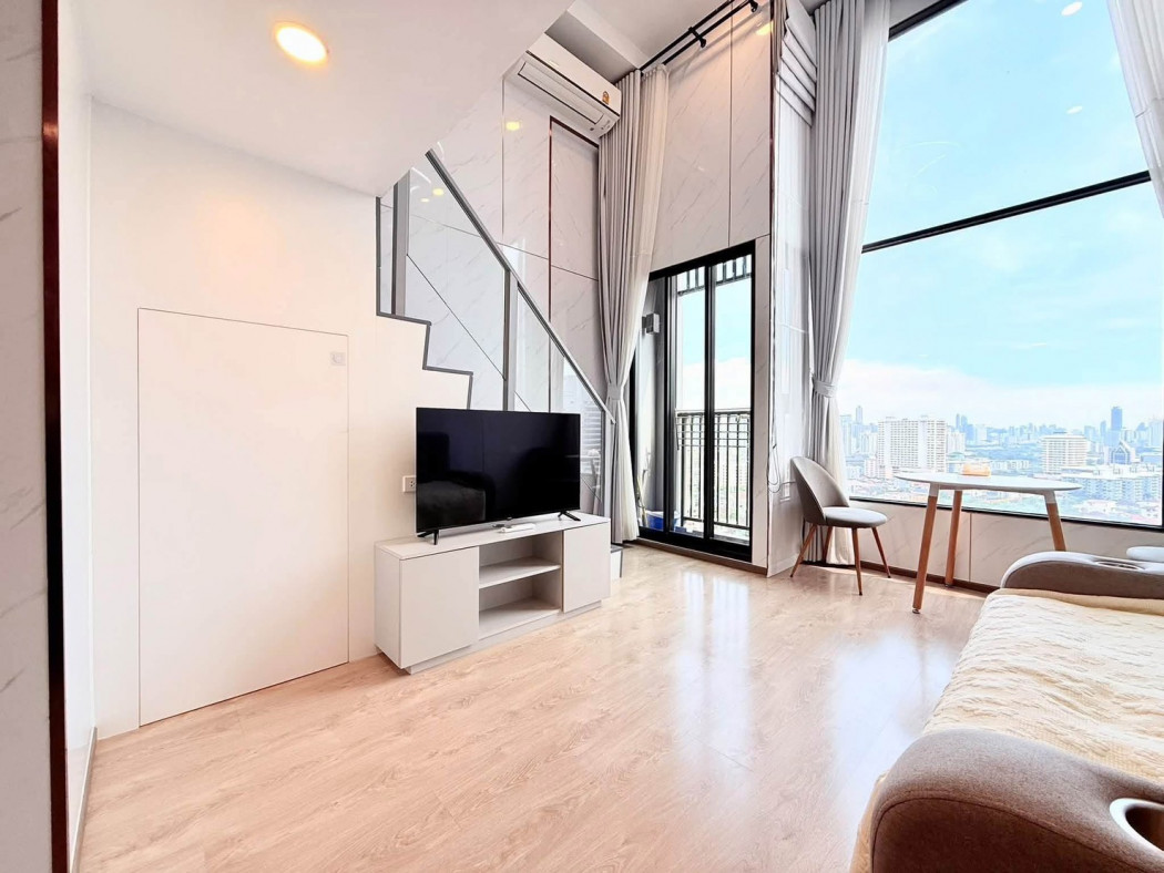 Condo for rent, SOHO Bangkok Ratchada, 37 sq m, fully furnished, ready to move in, near MRT Huai Khwang, 17th floor. Condo for rent, SOHO Bangkok Ratchada, 37 sq m, fully furnished, ready to move in, near MRT Huai Khwang, 17th floor.