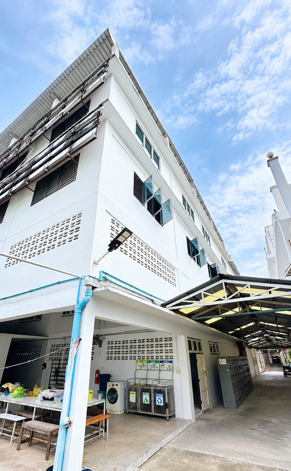 ขายโรงงานการ์เม้นท์ ตึก 4 ห้อง บางบอน เอกชัย 80 ปรับปรุงใหม่ พร้อมใช้งาน มีใบ รง.4  – รูปที่ 2