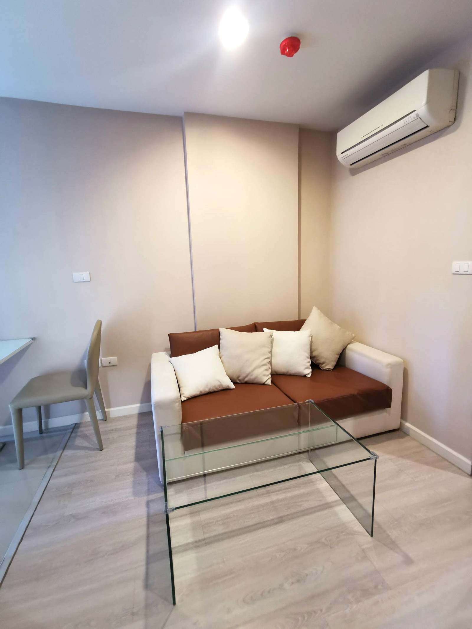 💥 [ 𝐏-𝟏𝟎𝟓𝟒𝟐 ] FOR RENT : Metro Luxe Rama 4 ใกล้ BTS เอกมัย 𝟏𝟏,𝟓𝟎𝟎 บาท/ด. ทำเลใกล้มหาลัย ของกินเพียบ! | Line @easycondoplus | 099-229-6397 