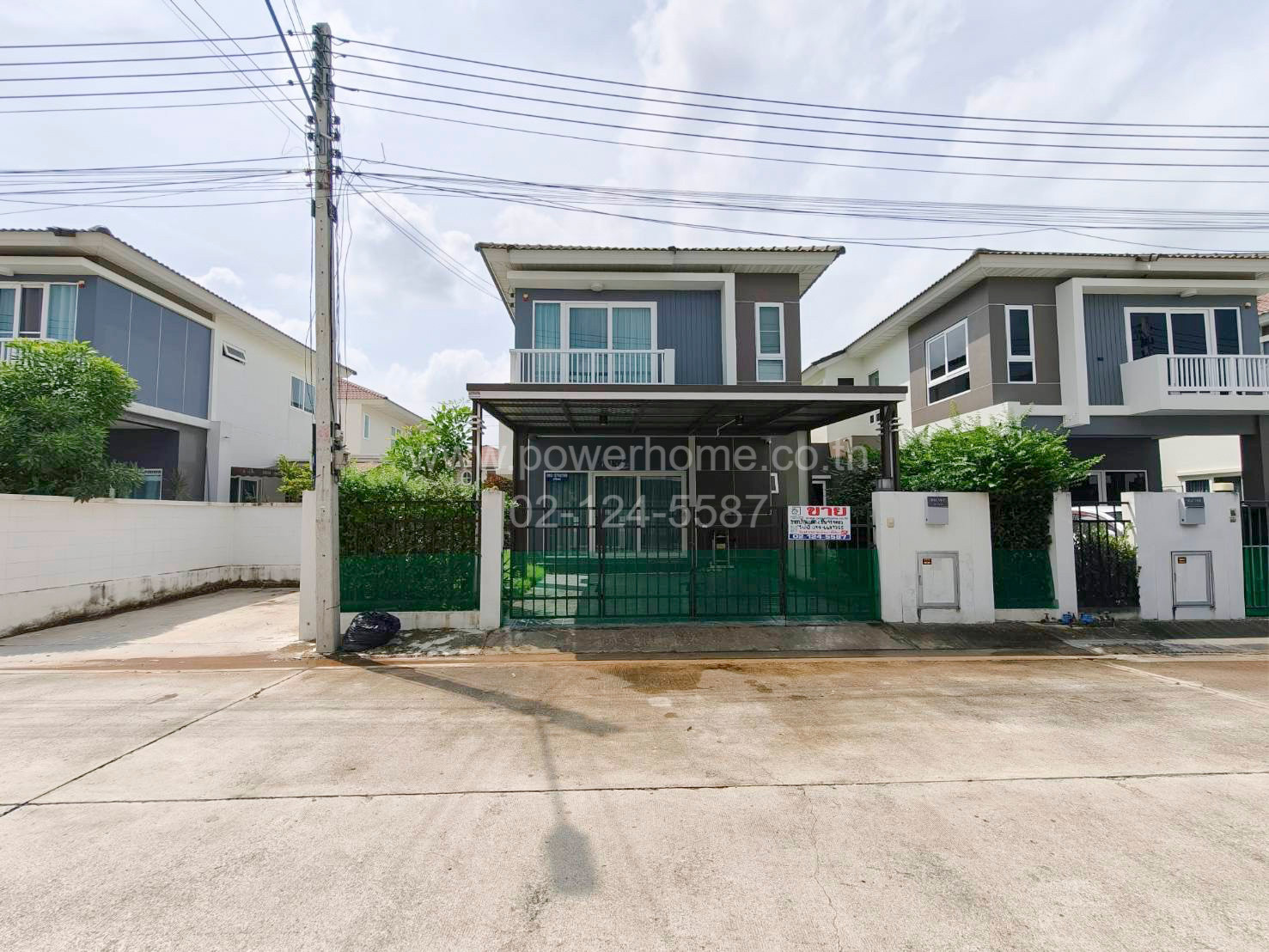 2-story twin house, Supalai Ville Rangsit Village, Khlong Luang - Khlong 2, good location, near Makro, Khlong Luang Branch.