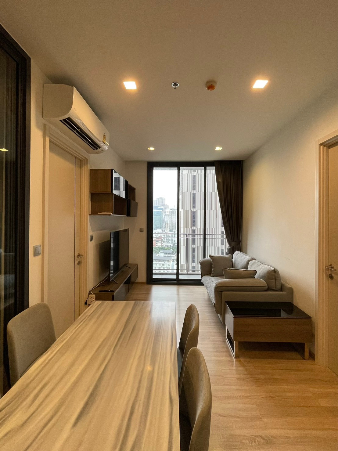 🔥ปล่อยเช่าด่วน🔥THE LINE Phahol - Pradipat - Best price 30k/month, 2B2B, 51.75 sq.m near BTS Saphan Khwai, prime area - Please call K.Toby 0639896346