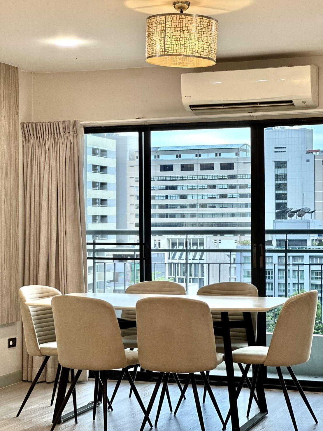 ✨ Spacious & Peaceful Living - Feels Like Home! Large 122.72 sq.m. condo just 900 meters from BTS Nana. ✨ – รูปที่ 2