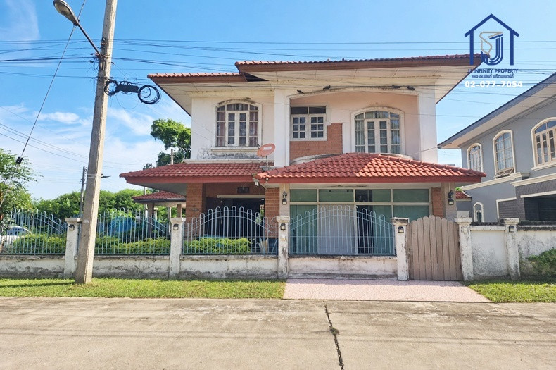 2-story detached house for sale, My Home Town Village, Don Yai Hom, corner house, 60 sq m, near Christian University. 2-story detached house for sale, My Home Town Village, Don Yai Hom, corner house, 60 sq m, near Christian University.