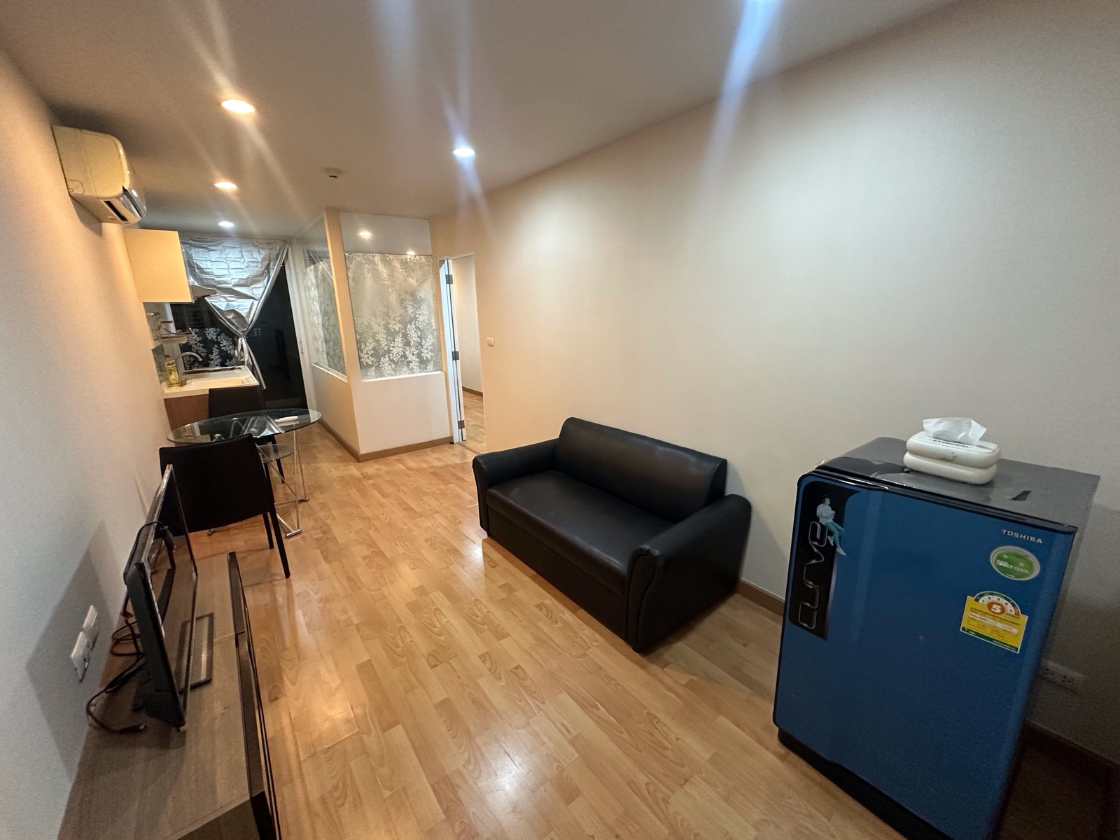 Tourmaline Light, walking distance to BTS Krungthon divided into proportions Ready to move in Tourmaline Light, walking distance to BTS Krungthon divided into proportions Ready to move in