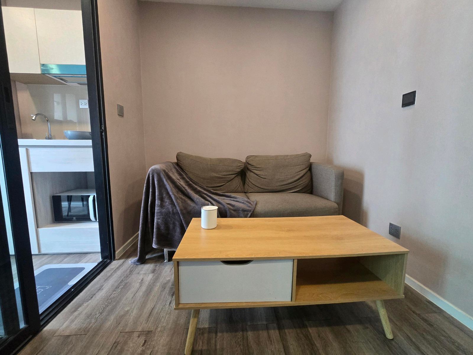 Condo for rent in Huai Khwang🏡 Brown Ratchada-Huai Khwang📍MRT Huai Khwang (Exit 1)