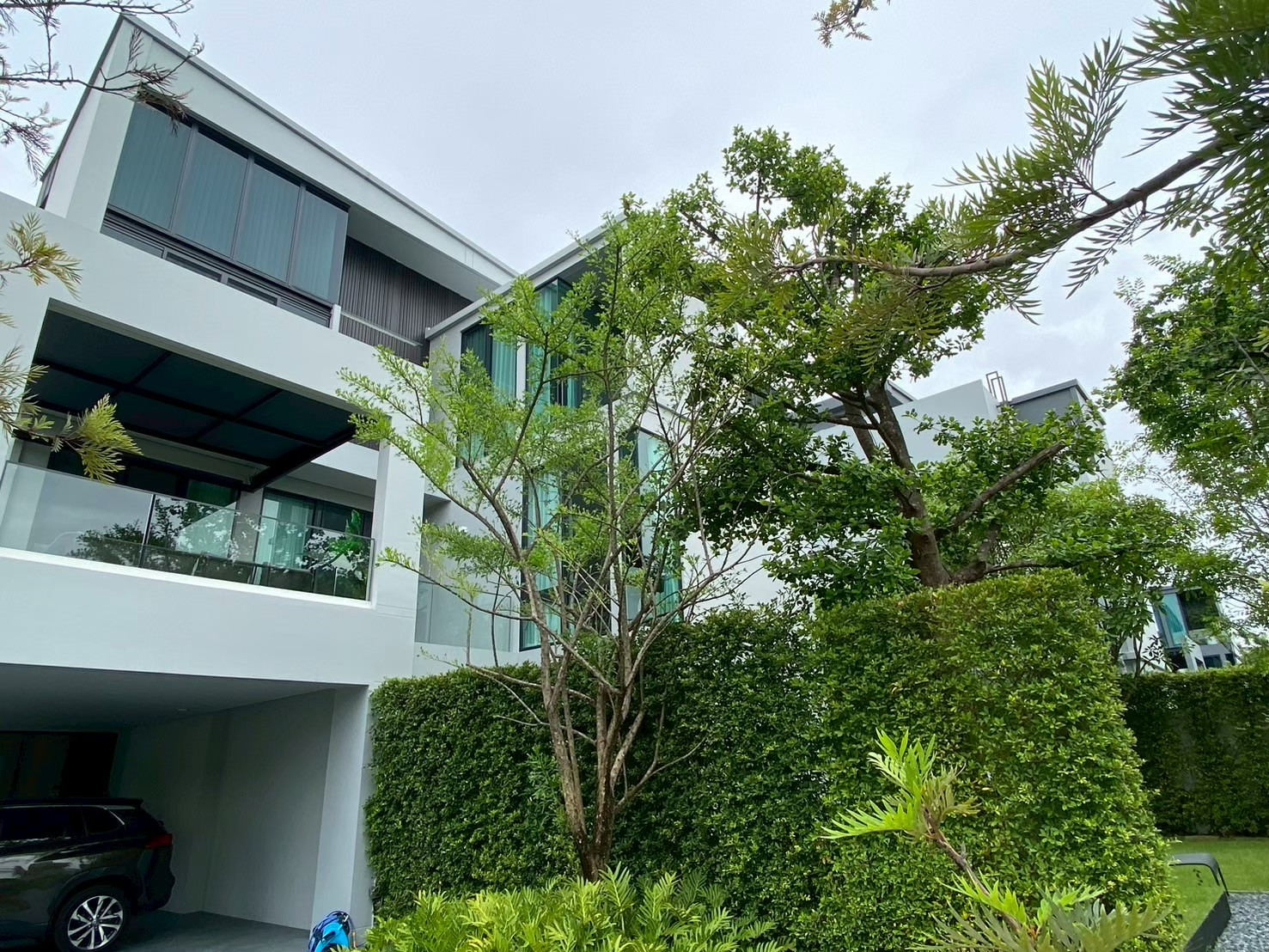 🏡 For sale/rent, 3-story detached house, corner unit, VIVE Krungthep Kreetha project ✨ Ready to move in. 🏡 For sale/rent, 3-story detached house, corner unit, VIVE Krungthep Kreetha project ✨ Ready to move in.