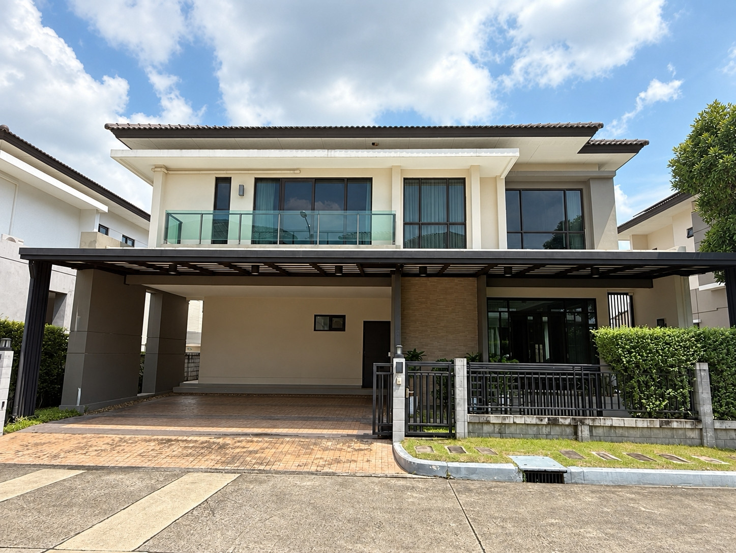 ขายบ้านเดี่ยว The City พัฒนาการ 97 | 76 ตร.ว. 304 ตร.ม. | บ้านพร้อมอยู่ Fully Furnished ขายบ้านเดี่ยว The City พัฒนาการ 97 | 76 ตร.ว. 304 ตร.ม. | บ้านพร้อมอยู่ Fully Furnished