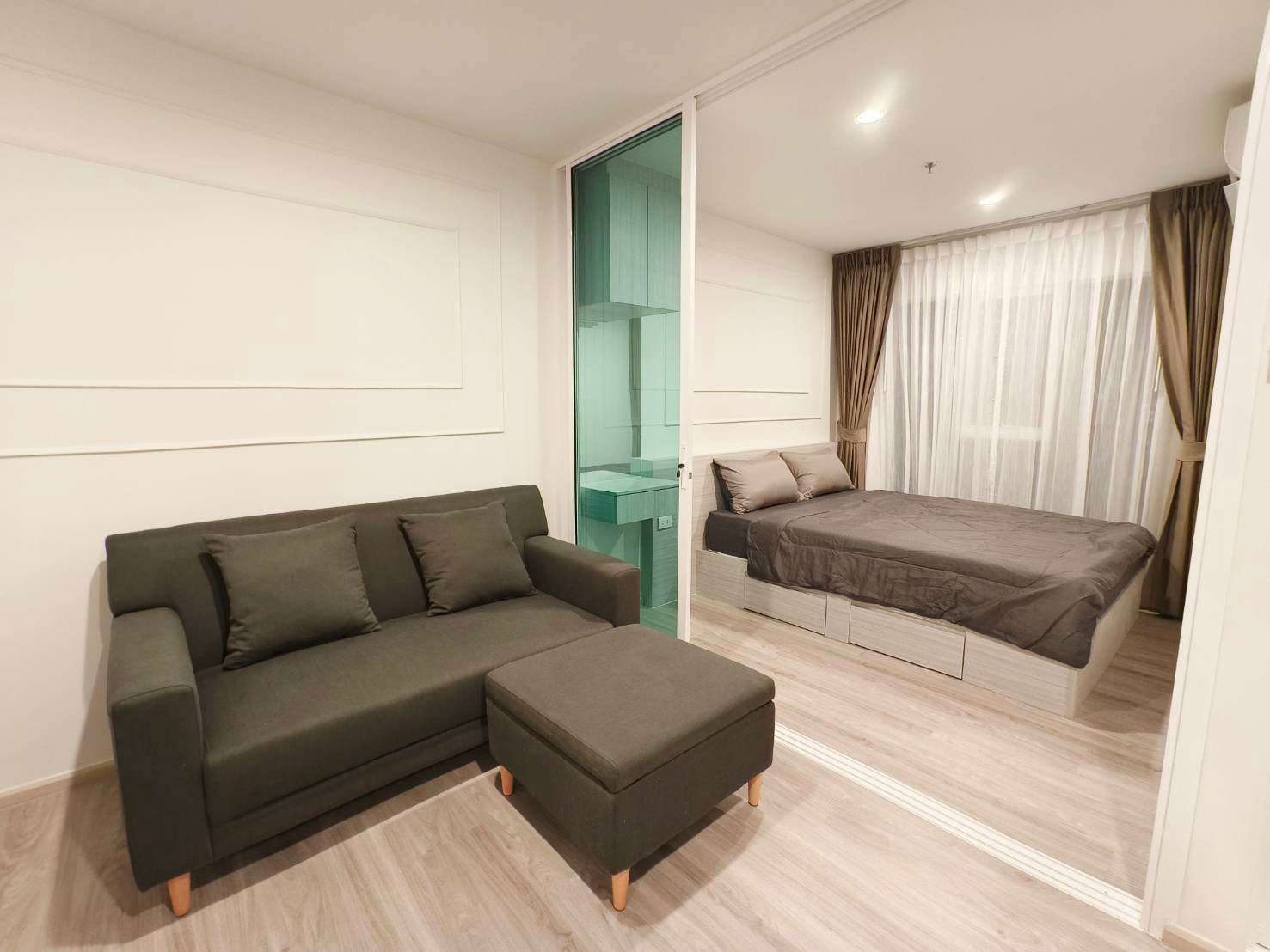 💥 [ 𝐏-𝟏𝟎𝟓𝟑𝟖 ] FOR RENT : Regent Home Bangna Closed kitchen with partition! near BTS Bang Na 𝟏𝟎,𝟎𝟎𝟎 THB/mo. | Line @easycondoplus | 099-229-6397 