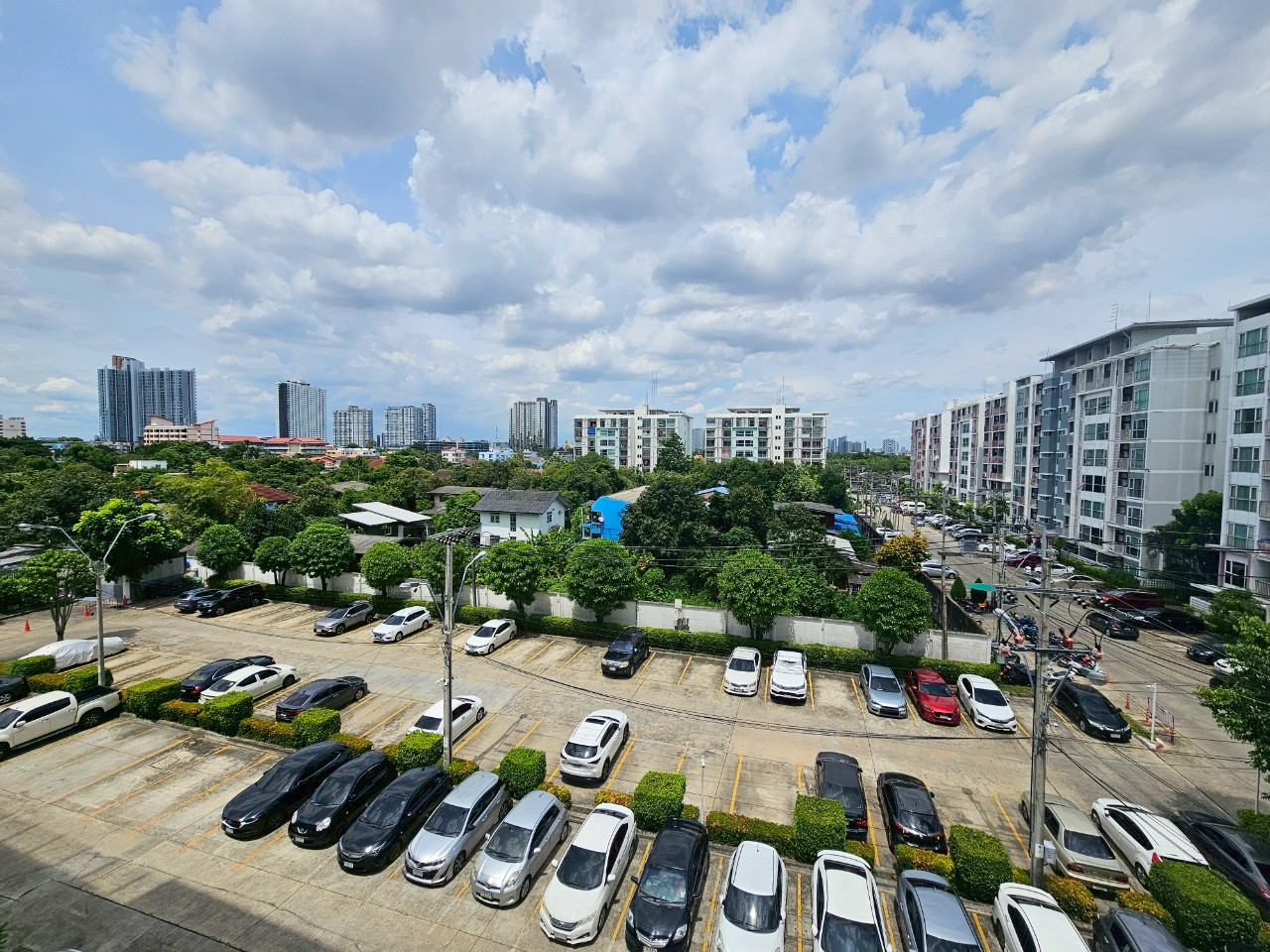 🚗💨 คอนโดบรรยากาศสงบ เดินทางสะดวก ตอบโจทย์คนมีรถ เมโทร พาร์ค สาทร กัลปพฤกษ์ (เฟส 3) 🚗💨 คอนโดบรรยากาศสงบ เดินทางสะดวก ตอบโจทย์คนมีรถ เมโทร พาร์ค สาทร กัลปพฤกษ์ (เฟส 3)