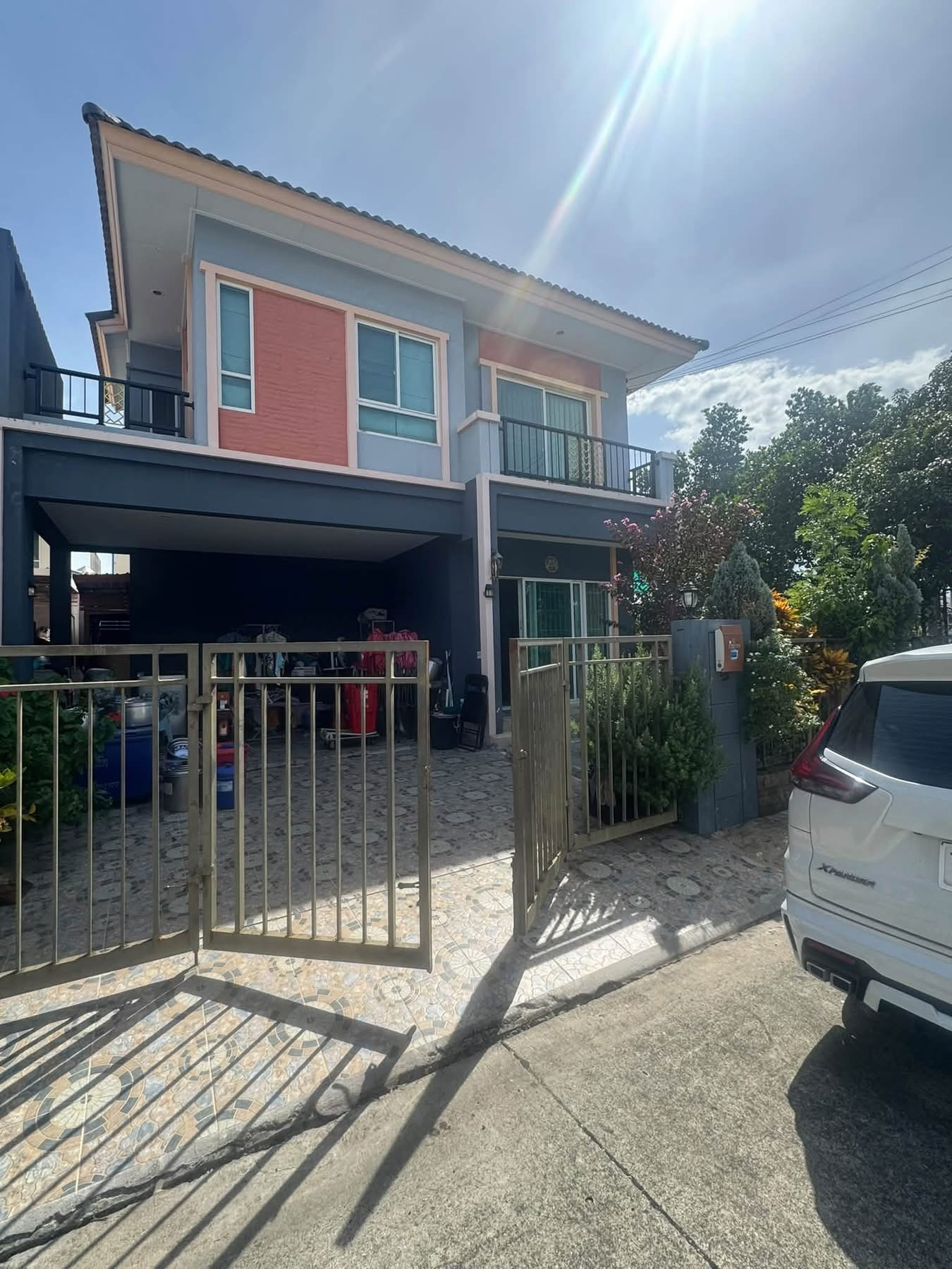 Single house for rent, Passorn Pride Srinakarin-Theparak. Pets allowed, near Robinson, Samut Prakan Single house for rent, Passorn Pride Srinakarin-Theparak. Pets allowed, near Robinson, Samut Prakan
