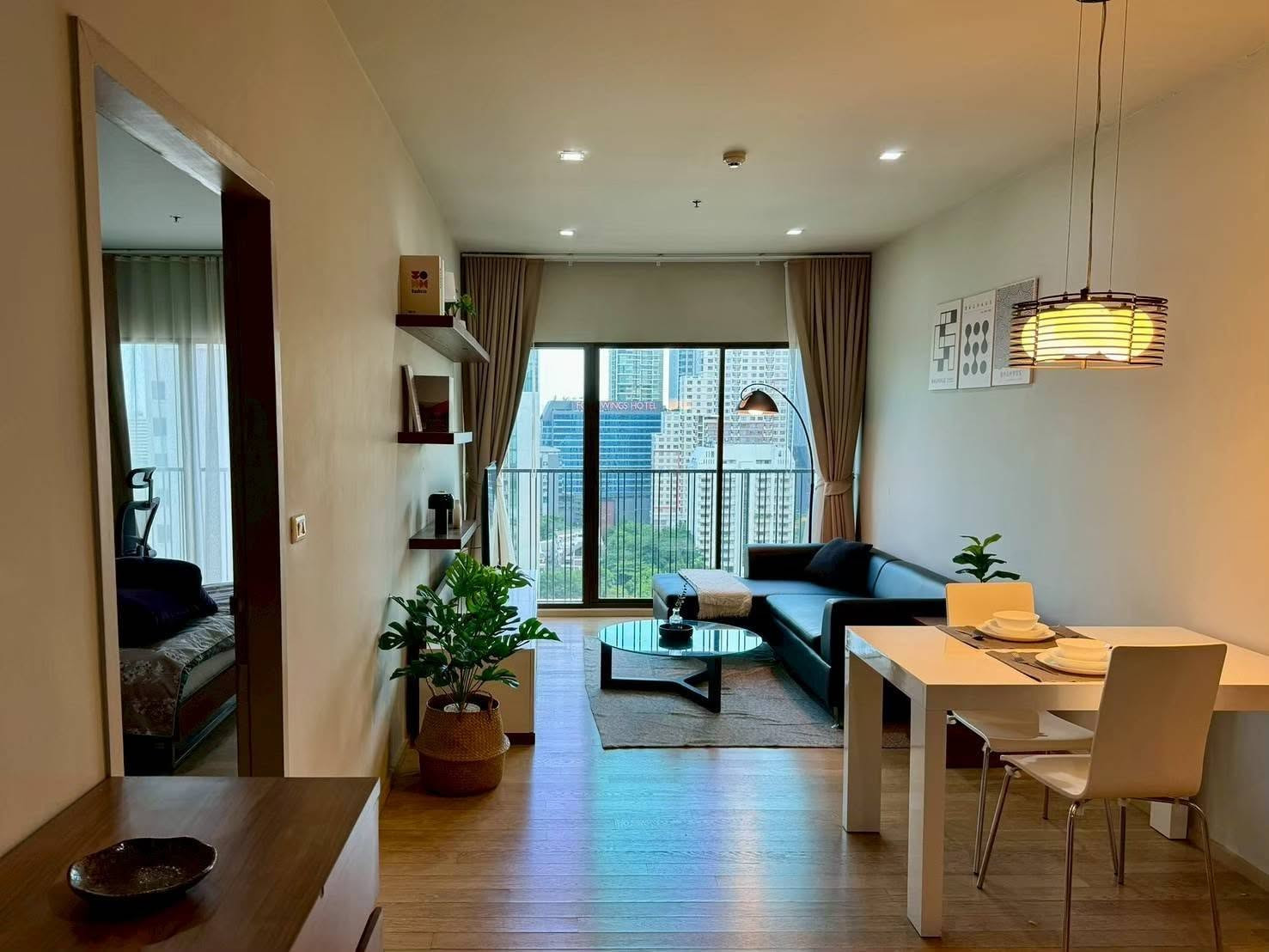 🏙️ ให้เช่า Noble Refine สุขุมวิท 26 ✨ 1 Bedroom | 1 Bathroom | 52 ตร.ม. | ชั้น 17 🌆 วิวเมือง | Modern Minimal | Fully Furnished | พร้อมเข้าอยู่ 🏙️ ให้เช่า Noble Refine สุขุมวิท 26 ✨ 1 Bedroom | 1 Bathroom | 52 ตร.ม. | ชั้น 17 🌆 วิวเมือง | Modern Minimal | Fully Furnished | พร้อมเข้าอยู่