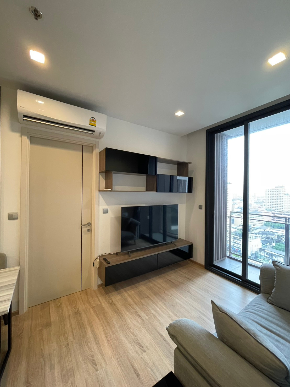 🔥ปล่อยเช่าด่วน🔥THE LINE Phahol - Pradipat - Best price 30k/month, 2B1B, 51.75 sq.m near BTS Saphan Khwai, prime area - Please call K.Toby 0639896346 – รูปที่ 4