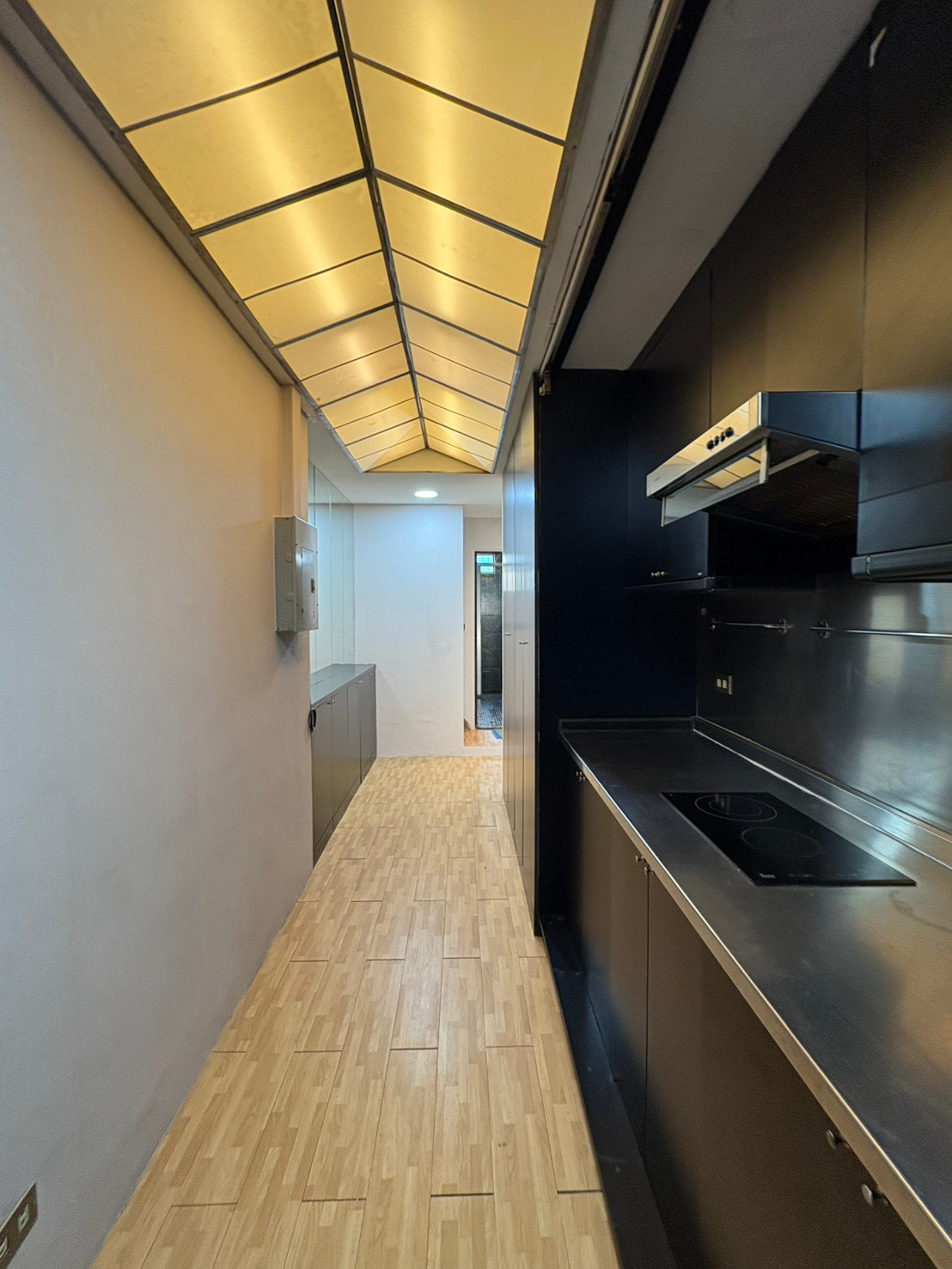 Big One Bedroom, beautiful view 🐱🐶 Petfriendly Wireless Road 📢 Line : @085pucam / 0627941024 🥳 YKP Rental Condo – รูปที่ 2