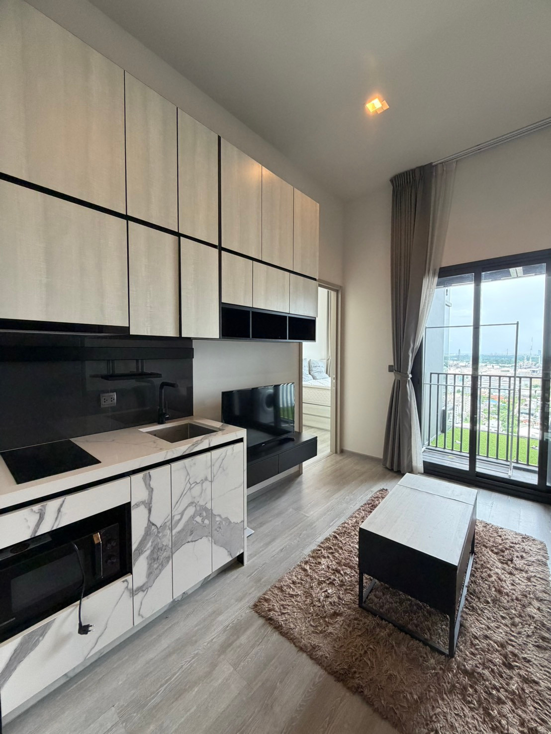 For rent, The Line Sukhumvit 101, near BTS Punnawithi, only 250 meters, ready to move in. For rent, The Line Sukhumvit 101, near BTS Punnawithi, only 250 meters, ready to move in.