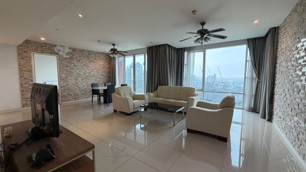 FQ ขายคอนโด Fullerton sukhumvit - 3 ห้องนอน 3 ห้องน้ำ - 152.47 ตร.ม. - ขาย 19,900,000 บาท [KOs2610002]