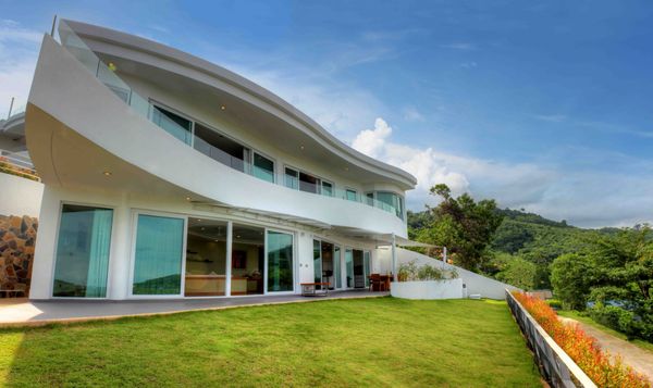 ที่พักอาศัยระดับพรีเมียมบนทำเลเนินเขา | 6 ห้องนอน ฟังก์ชันจัดเต็ม ครัวฝรั่ง ระเบียงตากอากาศกว้างขวาง