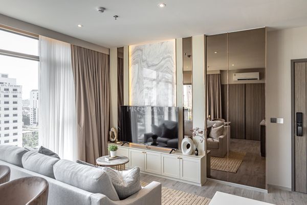 ✨Flash Deal ✨Rhythm Ekkamai Estate ( 2Bed 2Bath 80SQM.) พร้อมอยู่ ! เพียง 85,000 บาทต่อเดือน Tel.0981315848@propmatch 