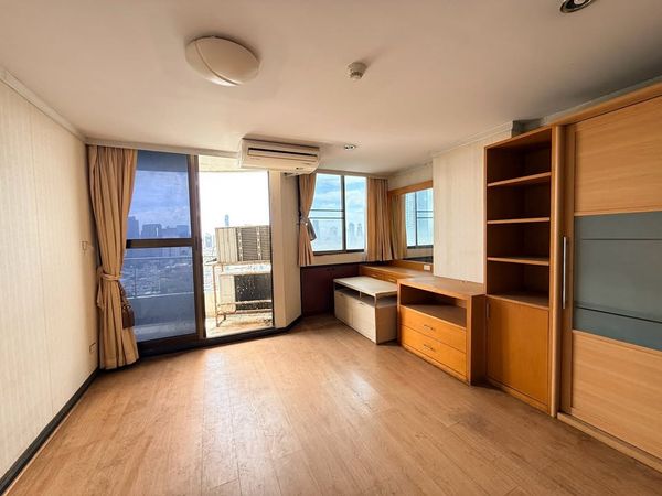(รหัส SM2228) ขายคอนโด โครงการ Supalai Place Sukhumvit 39 : ศุภาลัย เพลส สุขุมวิท 39