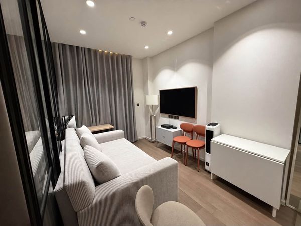 FOR RENT 📍Muniq Sukhumvit 23 (มิวนิค สุขุมวิท 23) ปล่อยเช่าเพียง 45,000 บาท / เดือน