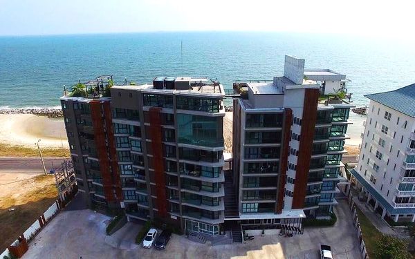 ขายด่วน One Bed The ultimate River Beach ระเบียงวิวทะเล เลียบหาดแสงจันทร์ แต่งครบ พร้อมอยู่ 