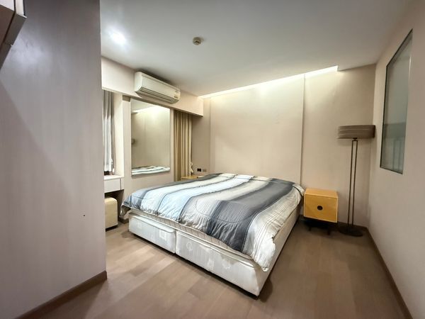 🔥 Urgent for rent! Tidy Thonglor Condo, beautiful room, fully decorated.  At a great price in the Thonglor area 🔥