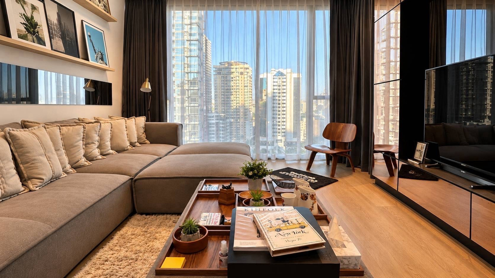 For Sale THE STRAND THONGLOR | 1BR | Fully Furnished | New York-Style Interior | Private Terrace | 54 SQ.M. Tel.0889797878 – รูปที่ 3