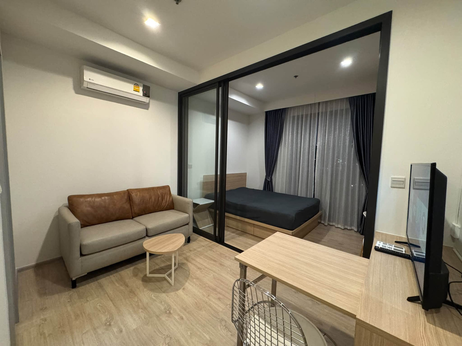 ให้เช่าคอนโด  M Jatujak ซอยพหลโยธิน 18 ห้องขนาด 31 ตรม. รีโนเวทใหม่ วิวเมือง ระเบียงทิศตะวันตก  – รูปที่ 4