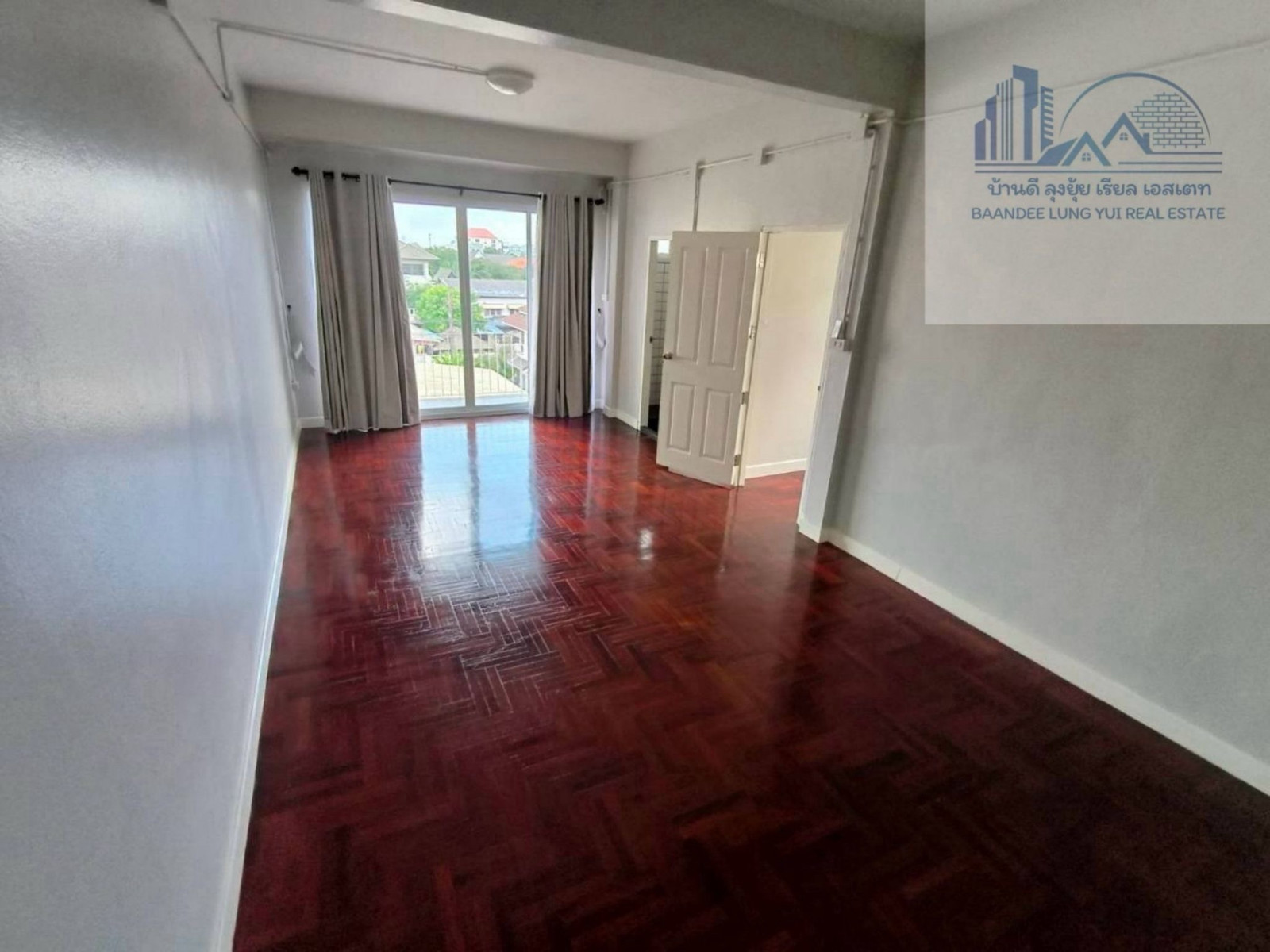 ให้เช่า Townhome สุทธิสาร ซอยอุดมเกียรติ 🏜🎡🚆  Sutthisan, Udomkiat Soi 的聯排別墅出租。  – รูปที่ 3