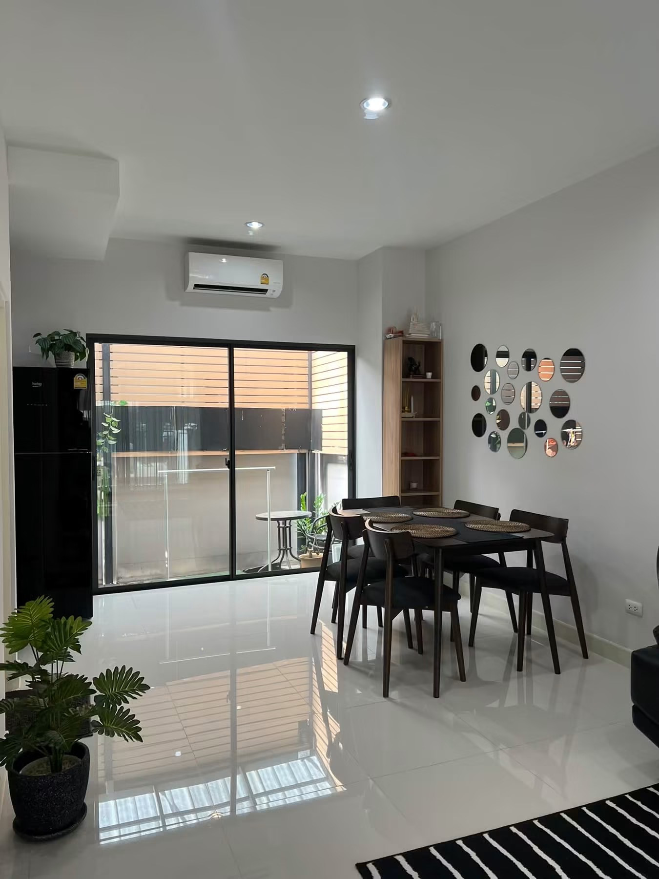 Townhome for rent Baan Klang Muang Rama 9-Krungthep Kreetha, beautiful house near Airport Link, Ban Thap Chang. Townhome for rent Baan Klang Muang Rama 9-Krungthep Kreetha, beautiful house near Airport Link, Ban Thap Chang.