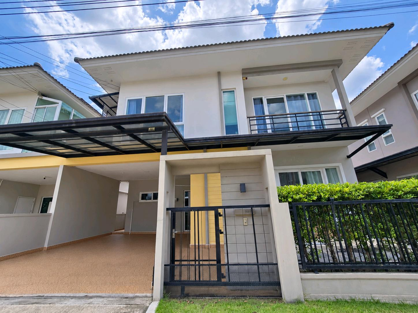 บ้านแฝด Casa Presto ดอนเมือง–สรงประภา 39.3 ตร.ว. 4 ห้องนอน 3 ห้องน้ำ บิวท์อิน พร้อมอยู่ ใกล้สนามบินดอนเมือง บ้านแฝด Casa Presto ดอนเมือง–สรงประภา 39.3 ตร.ว. 4 ห้องนอน 3 ห้องน้ำ บิวท์อิน พร้อมอยู่ ใกล้สนามบินดอนเมือง