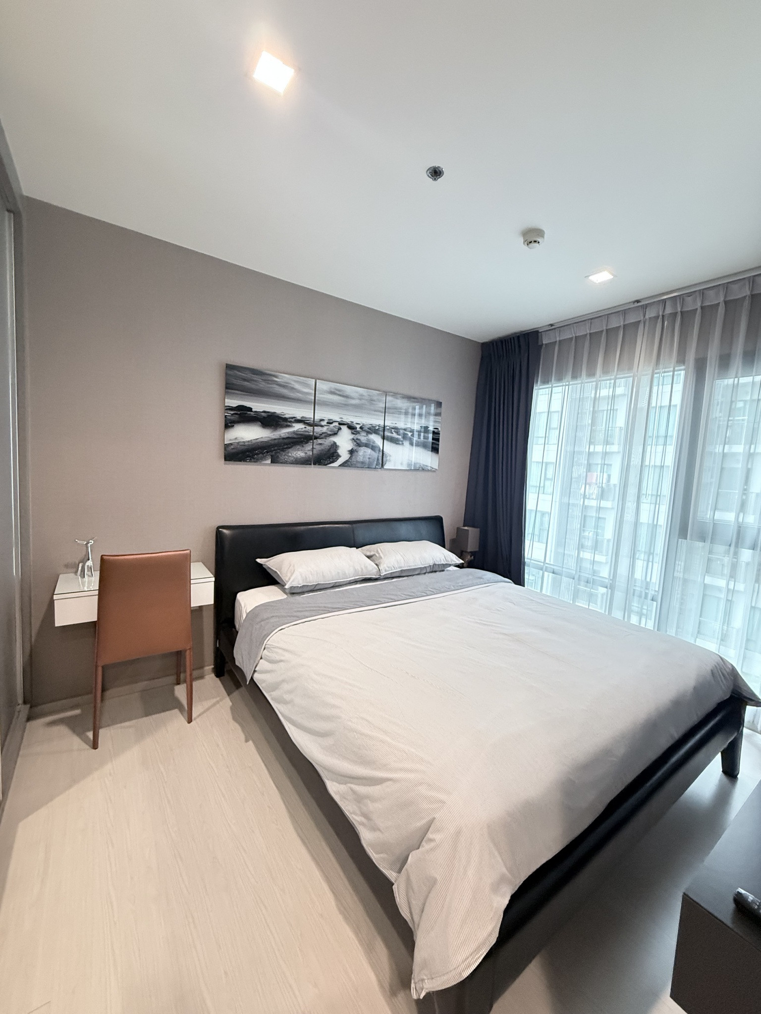 2 BED Beautiful Unit For rent   Rhythm Sukhumvit 36-38 2 bedrooms 2 toilets  60 sqm  