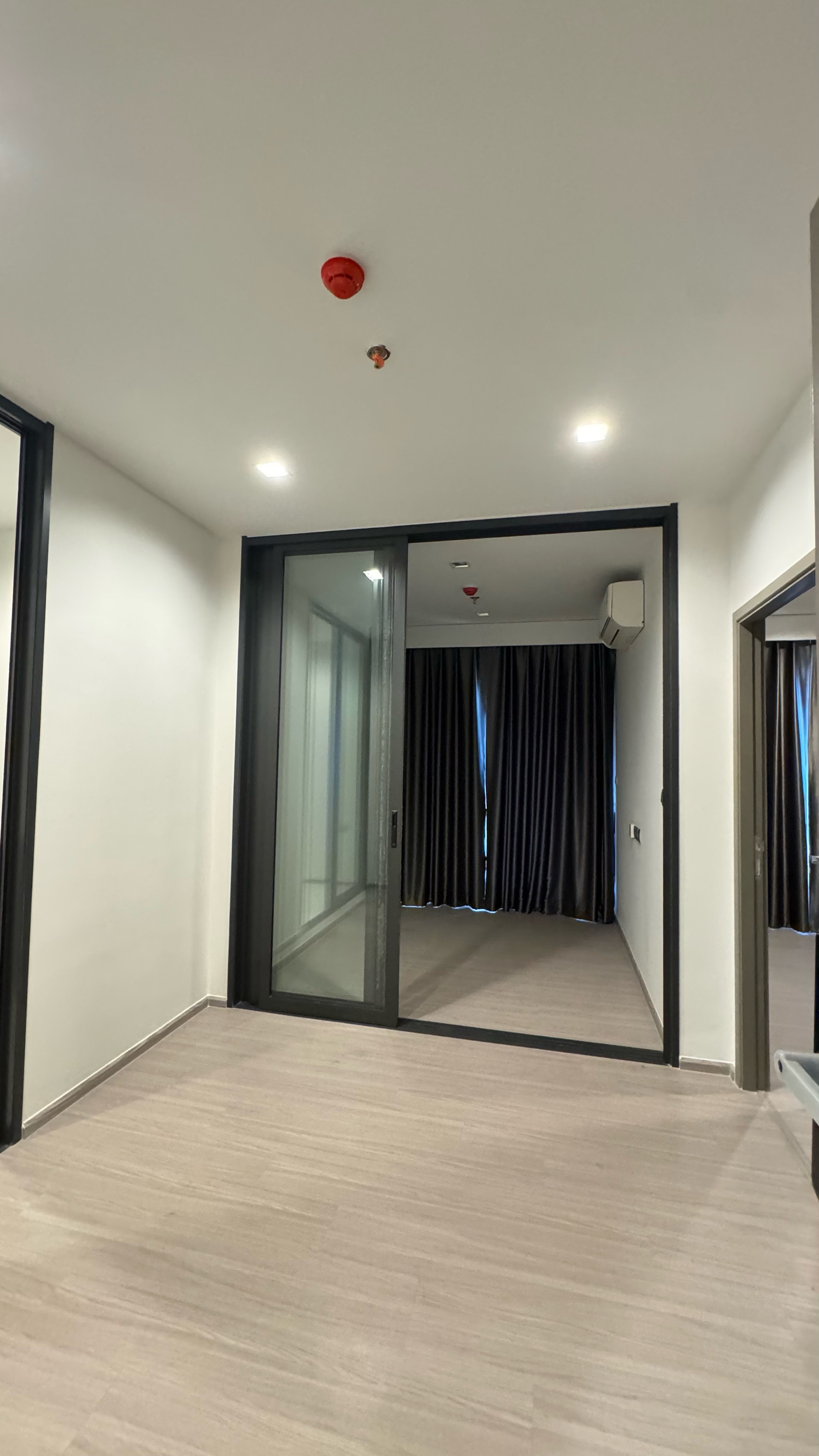 ห้องเปล่า สภาพเดิมจากโครงการ ราคาพิเศษ 4,300,000 32 ตรม. 1 Bedroom ห้องเปล่า สภาพเดิมจากโครงการ ราคาพิเศษ 4,300,000 32 ตรม. 1 Bedroom