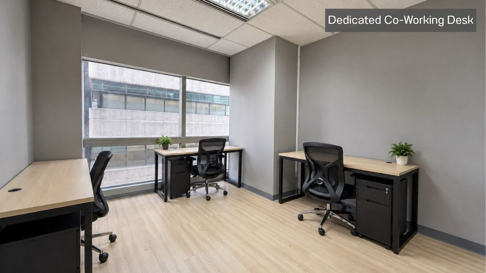 Office/office for rent, Asoke, Sermmit Building, size 8-39 sq m. Price starts at 10,000-82,500 baht, near BTS Asoke/MRT Sukhumvit.