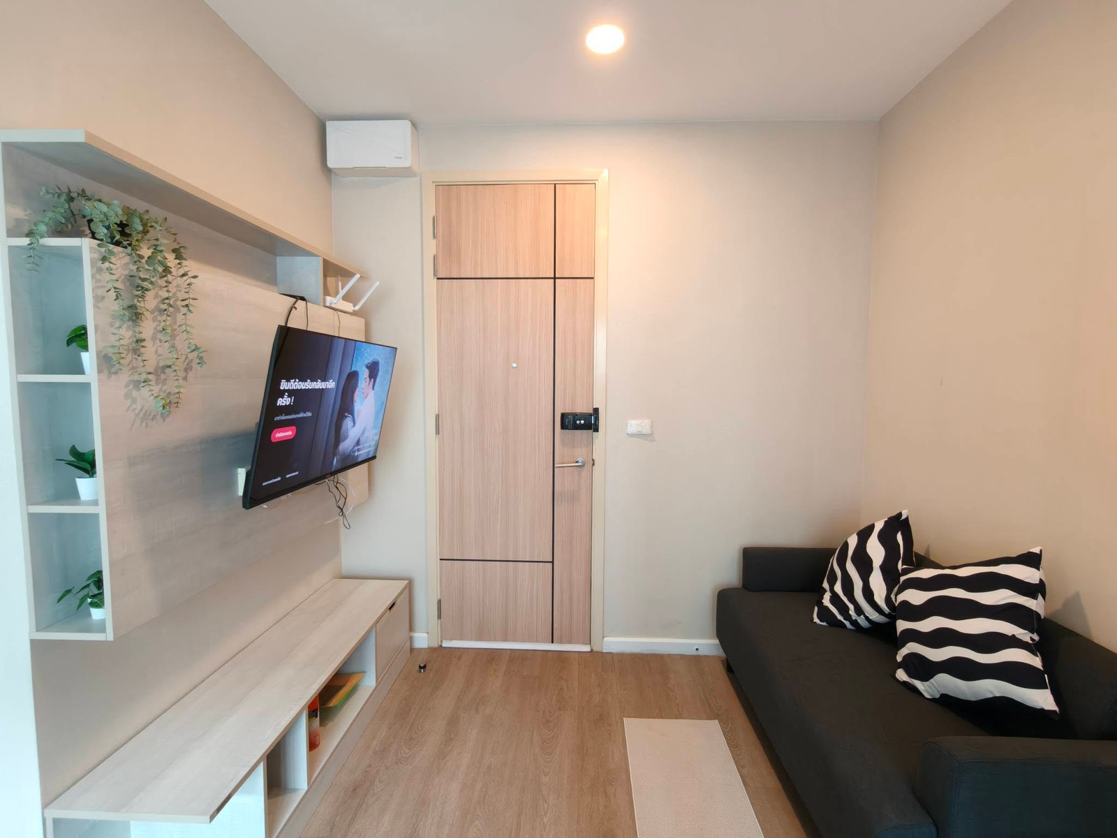 Code: KJS714 For Sale The Cube Plus Phaholyothin 56 📲Inquire @kjcondo (include @ at the front) Code: KJS714 For Sale The Cube Plus Phaholyothin 56 📲Inquire @kjcondo (include @ at the front)