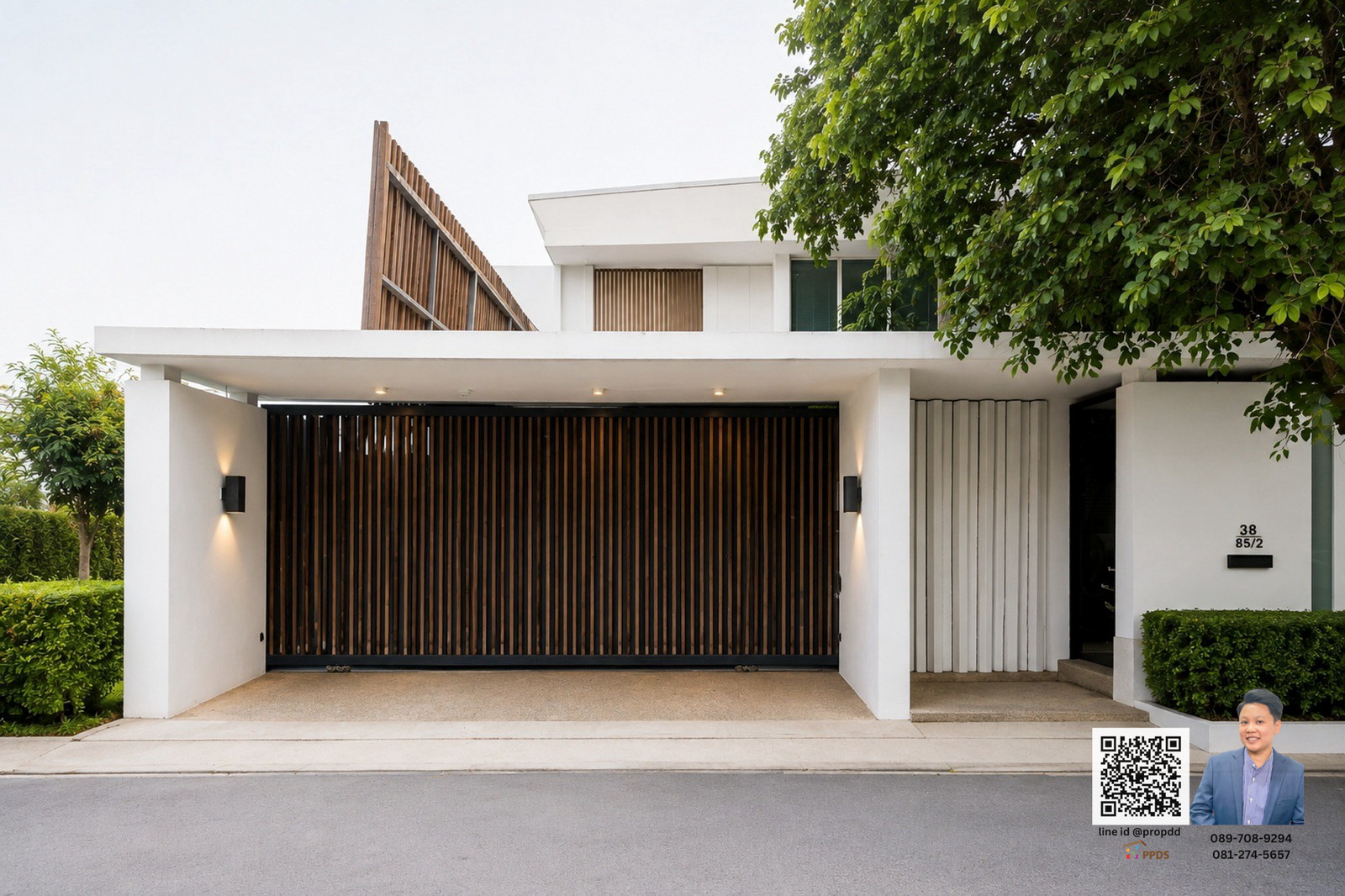 ขายบ้านเดี่ยว 3 ชั้น พร้อมสระว่ายน้ำส่วนตัว ซอยเมืองแก้ว 6 ใกล้โรงเรียนนานาชาติบางนา ขายบ้านเดี่ยว 3 ชั้น พร้อมสระว่ายน้ำส่วนตัว ซอยเมืองแก้ว 6 ใกล้โรงเรียนนานาชาติบางนา