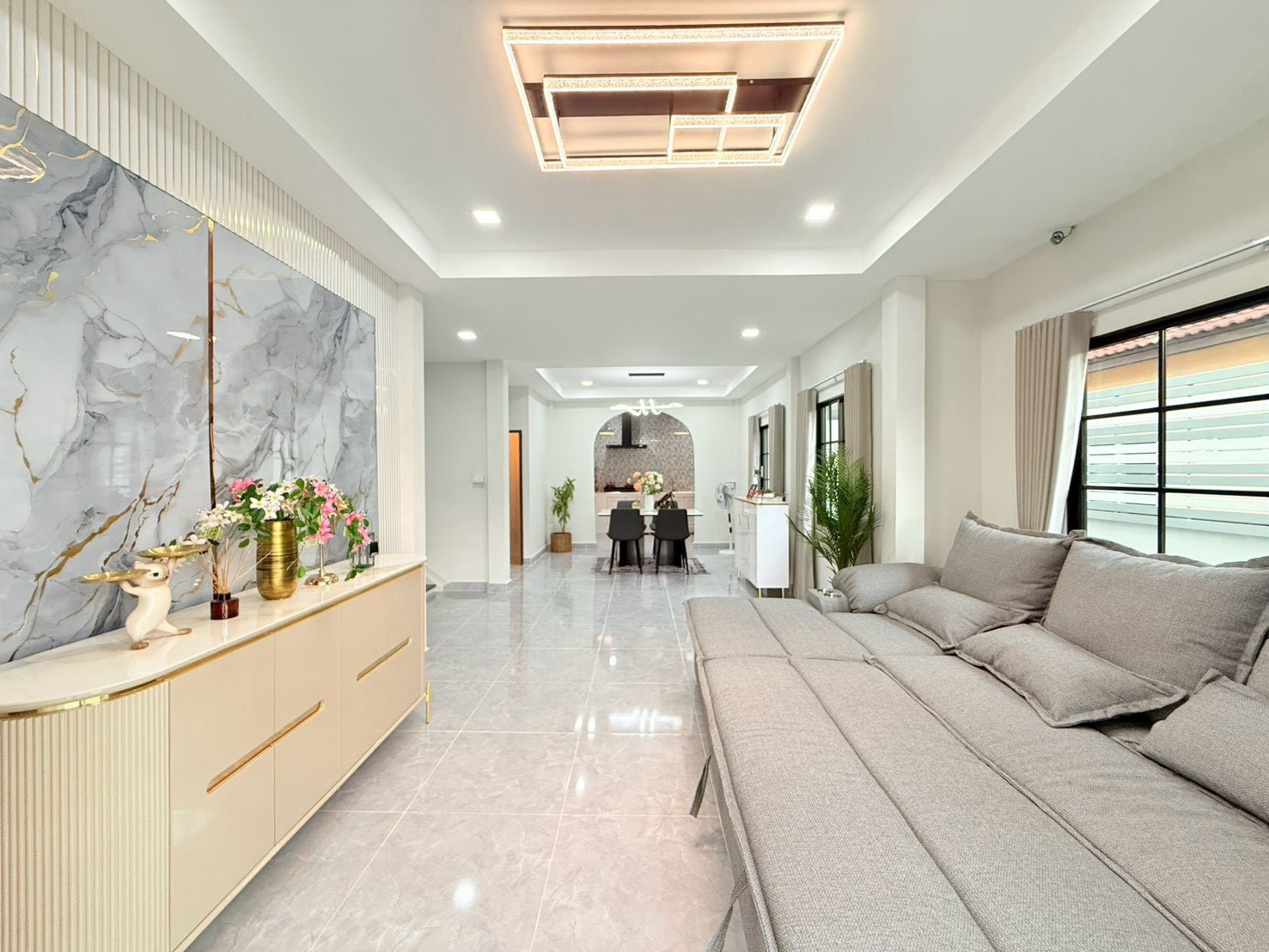 บ้านหลังใหญ่ 5 ห้องนอน รีโนเวทใหม่ พร้อมอยู่! | KC Garden Home 9 – รูปที่ 4