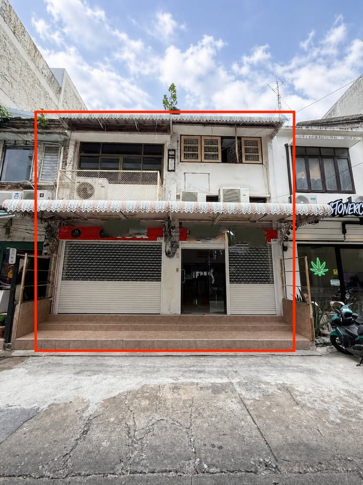 HR3862ให้เช่าอาคารพาณิชย์ 2 คูหาติดกัน ย่านเจริญกรุง 44 ทำเลทอง Creative District ตรงข้าม Sarnies Bangkok ใกล้ BTS สะพานตากสิน