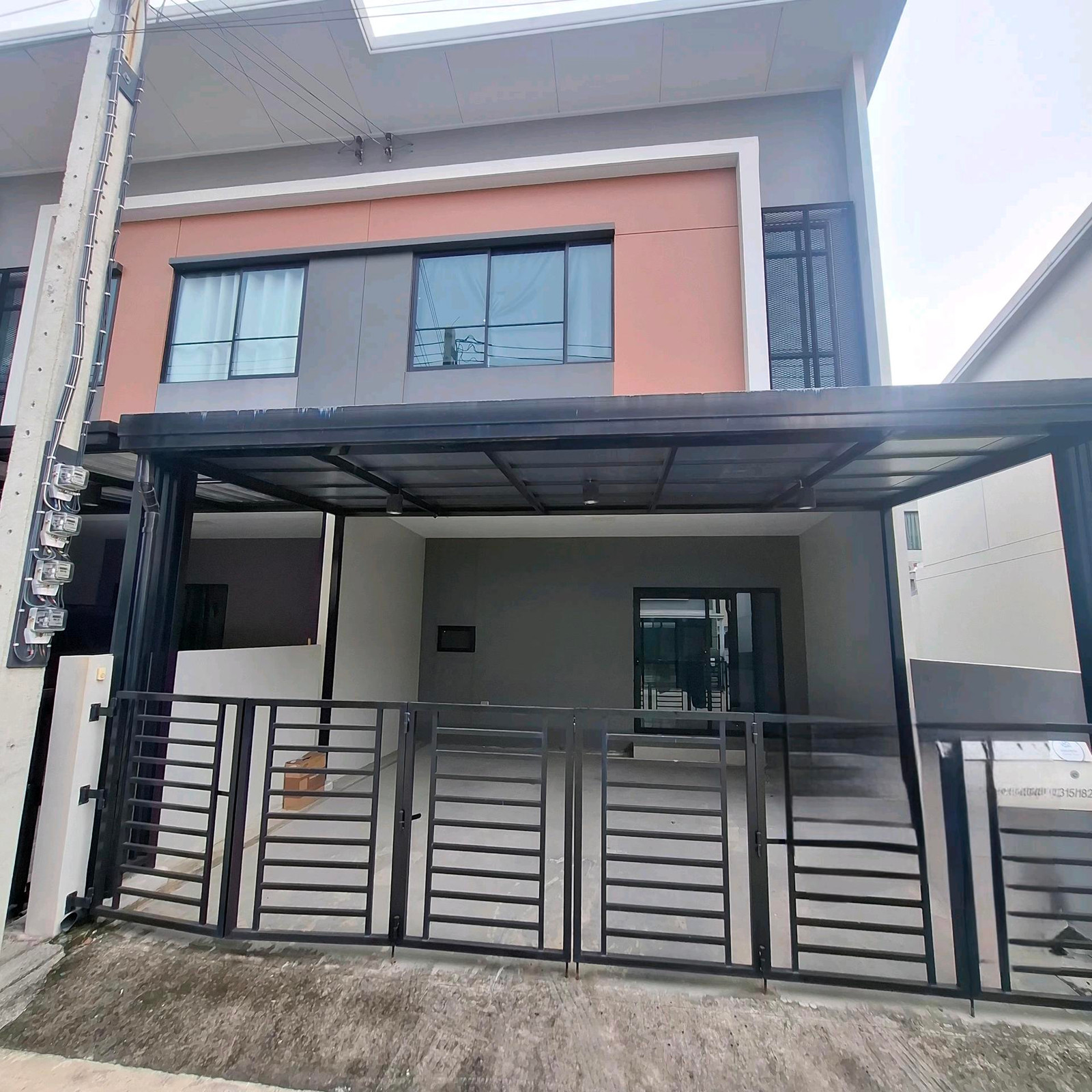 🔥 Townhome for sale Siri Place Phetkasem – Sai 4 🔥 💥 Special price 🏡 Property details - ✅ Usable area: 118 sq m. | Land: 18.9 sq m. - ✅ 3 bedrooms + 1 elderly room ✅ He 🔥 Townhome for sale Siri Place Phetkasem – Sai 4 🔥 💥 Special price 🏡 Property details - ✅ Usable area: 118 sq m. | Land: 18.9 sq m. - ✅ 3 bedrooms + 1 elderly room ✅ He