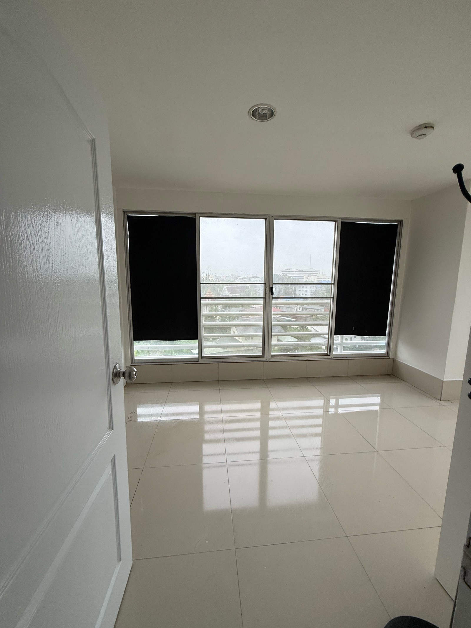 (รหัส SM2240) ขายคอนโด โครงการ Pinklao River Park View : ปิ่นเกล้า ริเวอร์ พาร์ค วิว  – รูปที่ 3