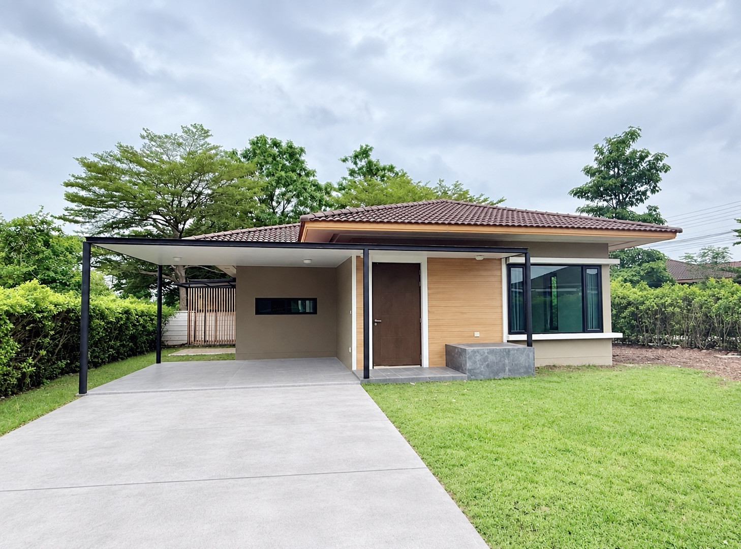 One-story house for rent