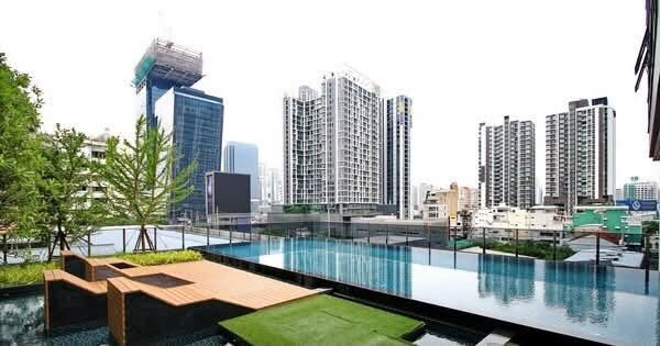 ให้เช่าคอนโด  1 ห้องนอน Rhythm Asoke ใกล้ Airport Rail Link ตกแต่ง สไตล์ Luxury จัดเต็ม พร้อมเข้าอยู่ – รูปที่ 2