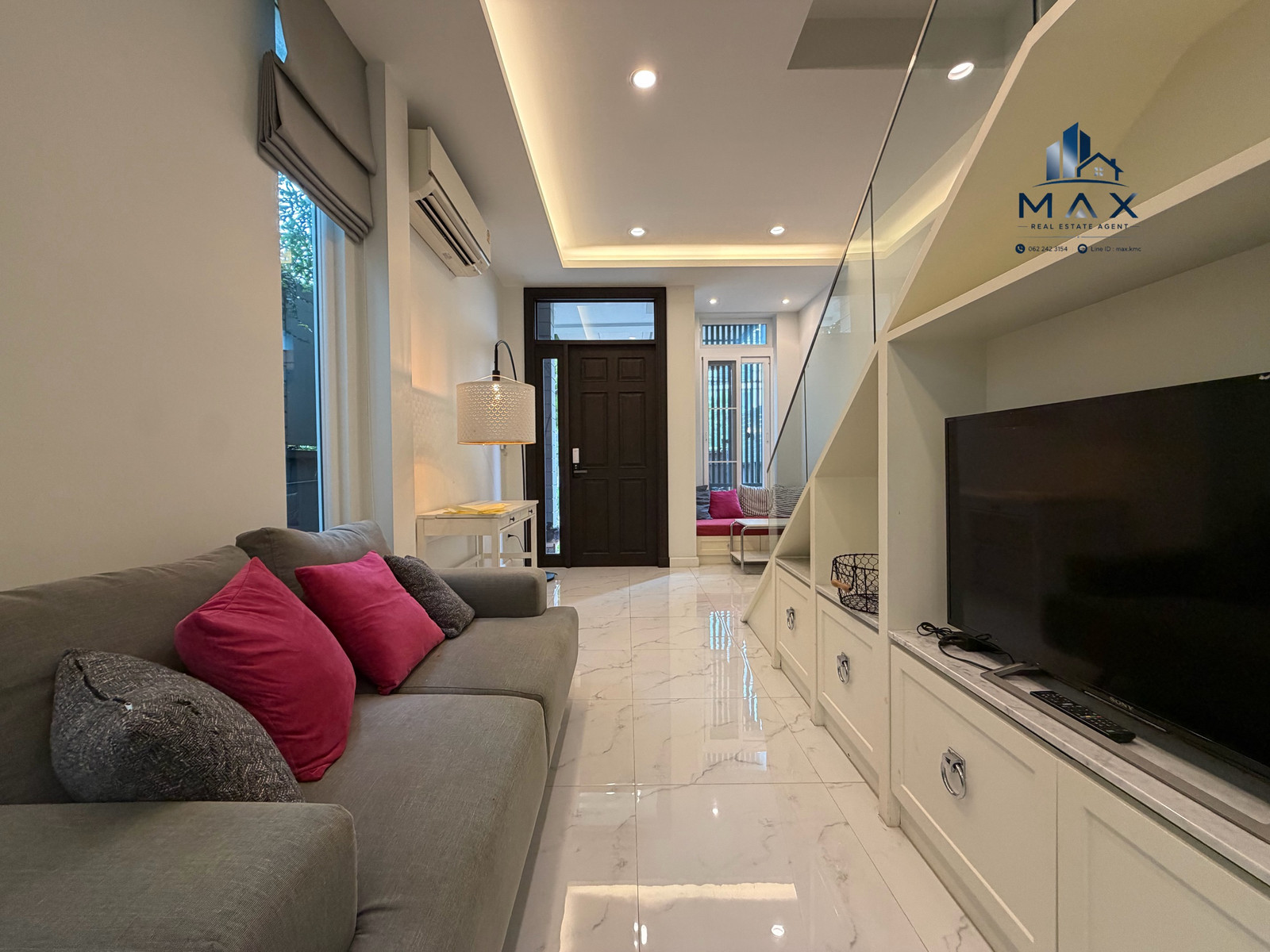 🔥 Single house for rent, townhome 𝐓𝐡𝐨𝐧𝐠𝐥𝐨𝐫 Soi 19 | 3 bedrooms | 4 bathrooms | 180 sq m. | Fully furnished, ready to move in ✨