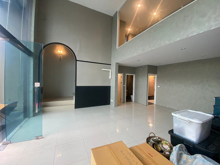 081-632-0632 Office for rent / Home Office 3.5 floors, The Plant City Chaengwattana project / corner house / popular roadside building / next to the BTS Muang Thong Thani Lake Station, can walk, can register a company. – รูปที่ 3